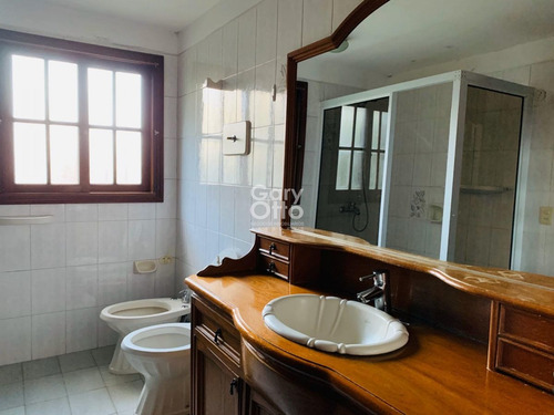 Imagen 8 de 12 de Excelente Casa En Venta 3 Dormitorios Y Dependencia