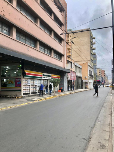 Cochera A La Venta - Bº Centro - Metros De Av. Gral Paz