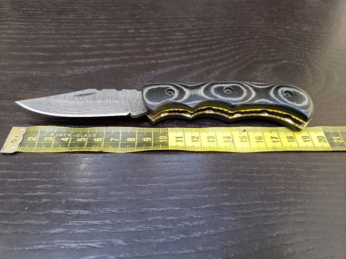 Navaja Plegable Acero Damasco Mango Micarta Color Negro Con Gris
