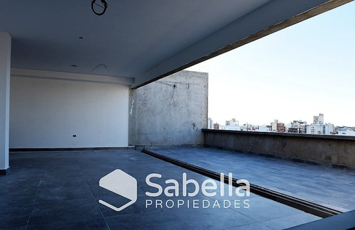 Imagen 3 de 15 de Triplex Céntrico A Estrenar De 3 Dormitorios, En La Plata