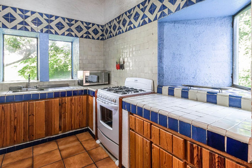 Oportunidad Casa En Condominio 2350 Mts2 Con Alberca Y Seguridad