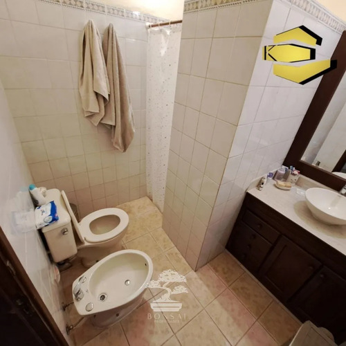 Venta Casa 2 Dormitorios Con Opción A 5 Y/o Negocio Buceo Montevideo B