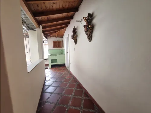 Casa En Venta 2do Piso 2 Niveles En Floresta Alcazares 140 Mt²