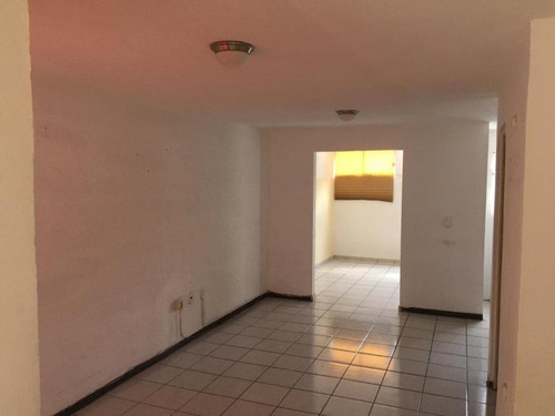 Imagen 4 de 12 de Casa Sola En Venta Paseos Del Country
