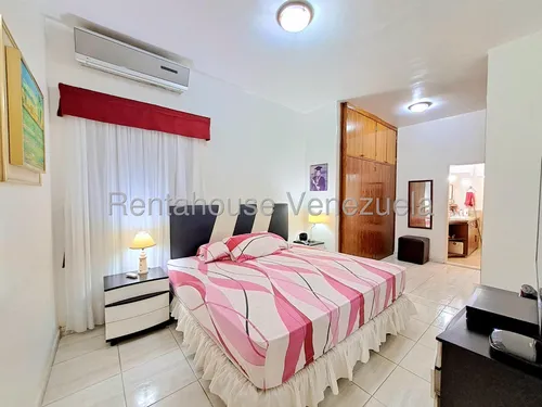 Casa En Venta Los Palos Grandes