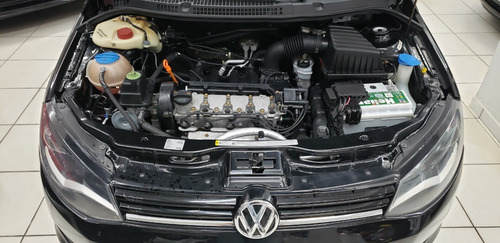 Imagem 11 de 11 de Vw Saveiro 1.6 Ce Trend Preta 2014 Flex