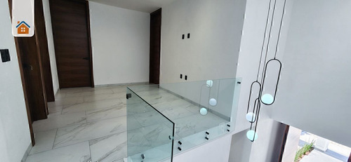 Casa Nueva En Venta En Albaterra Residencial, Colima. Recamara En Planta Baja.