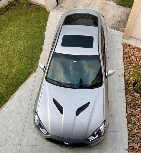 Hyundai Genesis 3.8 Coupe 300cv 8at