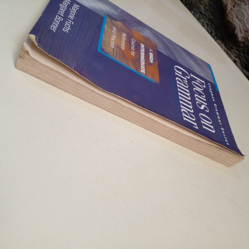 Focus On Grammar - Marjorie Fuchs / Margaret Bonner (Usado)