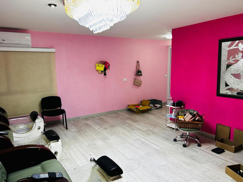 Increíble Oportunidad De Inversión En Una Residencia Transformada Para Tu Negocio En Coapexpan,xal