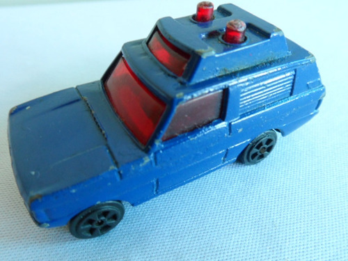 Range Rover Police Corgi Kiko