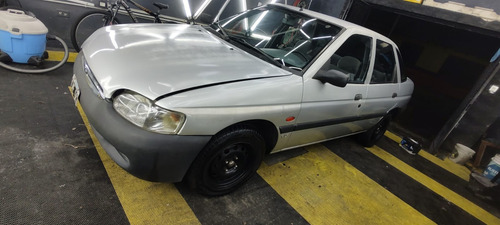 Ford Escort 1.8 Lx Aa Plus