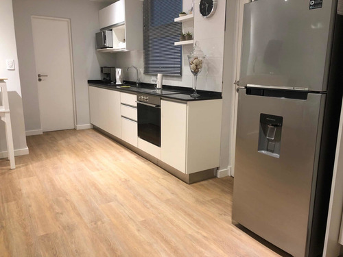 Imagen 2 de 14 de Excelente Departamento De 2 Ambientes Reciclado Todo A Nuevo
