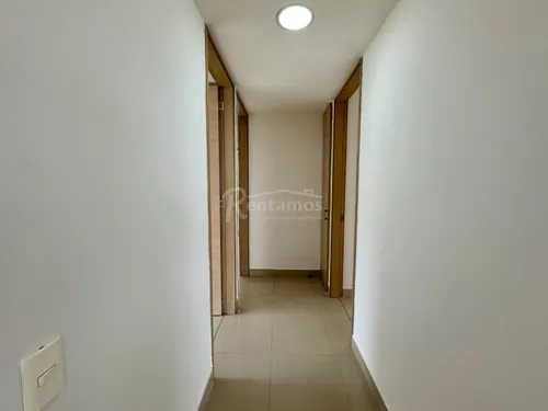 Apartamento En Arriendo En Cumbres. Cod A776034