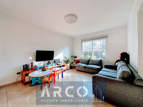 Casa Remodelada 3 Dorm. 313 M2 En José Domingo Cañas. Ñuñoa