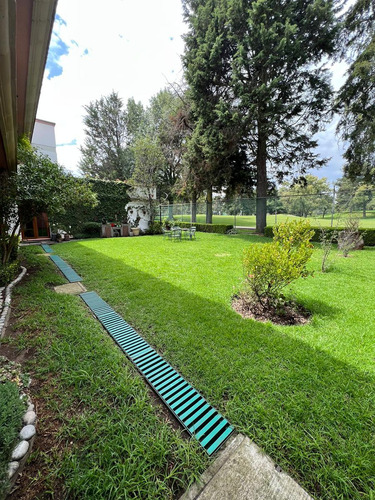 Venta De Casa En Fraccionamiento San Carlos En Metepec