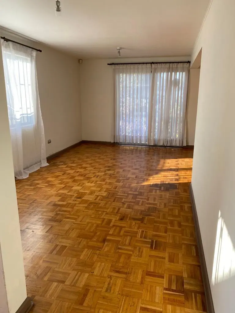Imagen 5 de 29 de Casa 3 D + 2b Excelente Ubicación, Cercana A Balmaceda