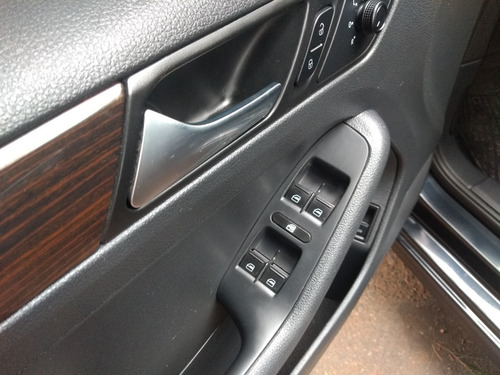 Vento 2,5 Luxury Automatico(gnc) 47 Mil Kms!!!
