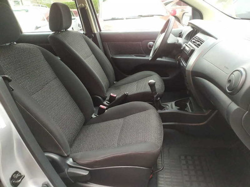 Nissan Livina 1.6 16v Flex 4p