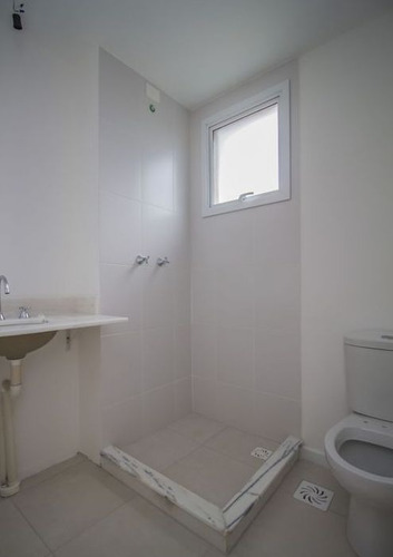 Apartamento Em Jardim Carvalho Com 2 Dormitórios - In4631