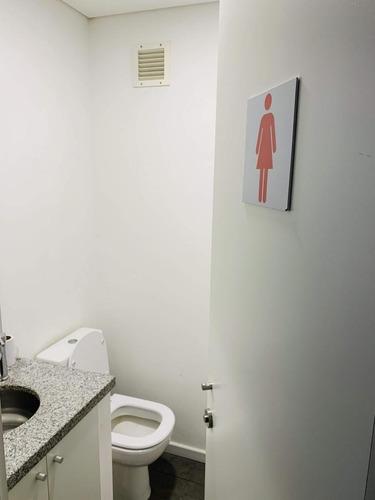Imagen 12 de 13 de Alquiler Oficina Ciudad Vieja