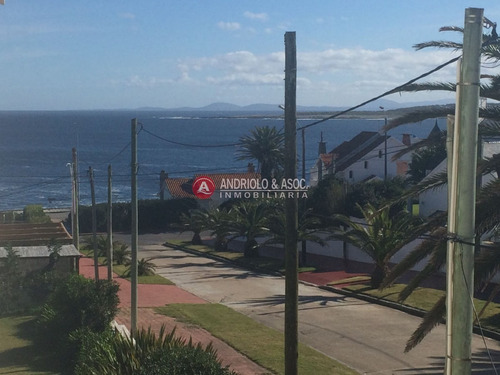 Casa En Venta, Peninsula, Punta Del Este, 4 Dormitorios.- Ref: 6618