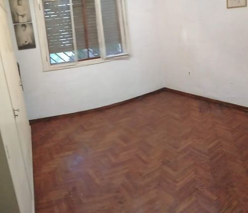Imagen 11 de 13 de Casa En Venta De 2 Dormitorios C/ Cochera En Lomas Del Mirador