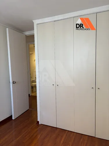 Tu Oportunidad En Santiago - Remodelado, Y Listo Para Vivir