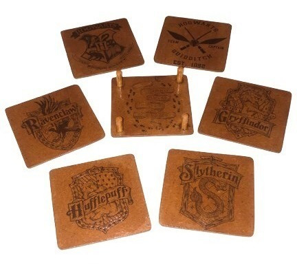 Harry Potter Escudos De Hogwarts Portavasos 6 Pz + Base