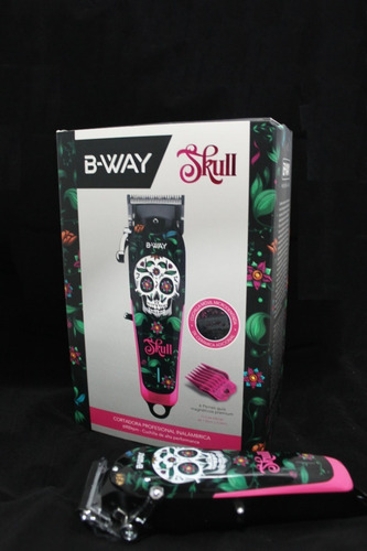 Imagen 4 de 10 de Maquina De Cortar Pelo B-way Skull + Kit Accesorios