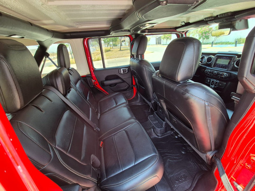Jeep Wrangler 3.6 Unlimited Sahara 4x4 At