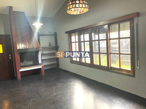 Imagen 2 de 23 de Casa En Venta - Maldonado