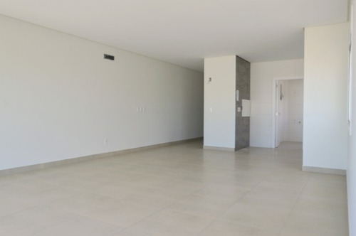 Imagem 6 de 19 de Apartamento À Venda Em Capão Da Canoa - Ap03599 - 33289850