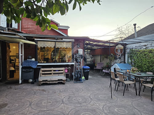 Casa En Venta De 4 Dorm. En Lo Prado