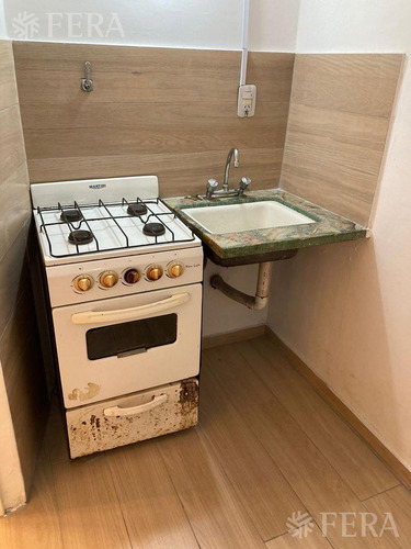 Venta Local En Crucesita - Avellaneda