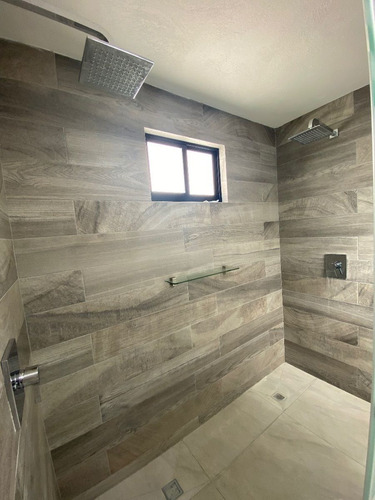 Casa Moderna En Venta Con Jardín En Valle De San Javier, Pachuca, Hidalgo