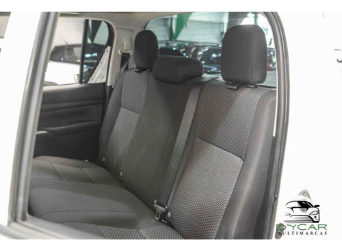 Toyota Hilux HILUX CD STD 2.8 16V TURBO DIE 4X4 4P C/AR