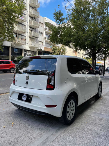 Imagen 9 de 15 de Volkswagen Up! 2017 1.0 Move Up! 75cv Sepautos