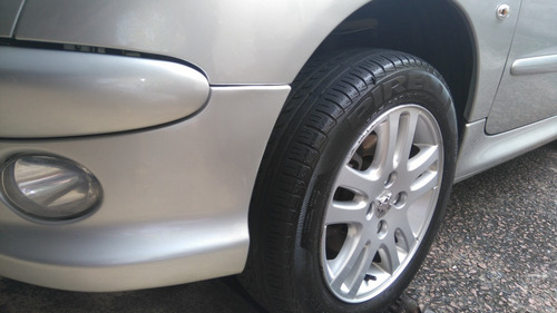 Imagem 13 de 15 de Peugeot 206 Allure 1.6 Flex 5p Serie Especial Colecionador