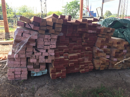 Imagen 2 de 4 de Alfajia 2x1x3,30 Eucaliptus Clavador Madera Techo Pared