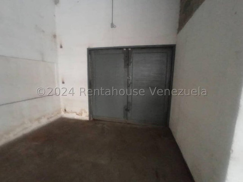 Local Comercial En Alquiler Boleita Norte Mls #25-1838 Sc