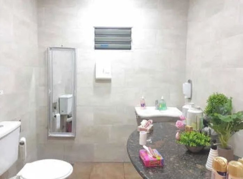 Imagen 3 de 16 de Local En Venta Y Alquiler En Ramos Mejía