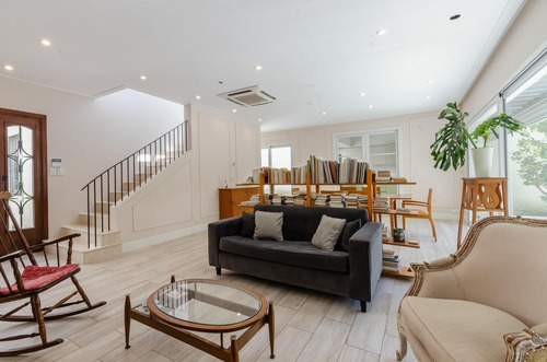 Imagen 1 de 30 de Exclusiva Casa En Venta En Villa Pueyrredon