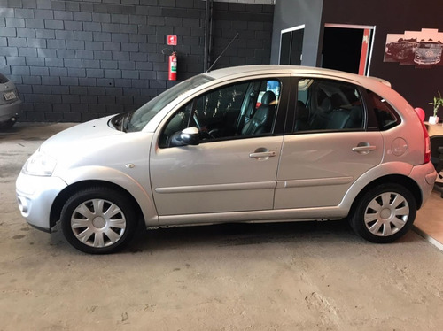 Imagem 5 de 10 de Citroen C3 Exclusive 1.4 Flex 2010