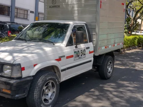 Mazda B2200 2.2 B2200