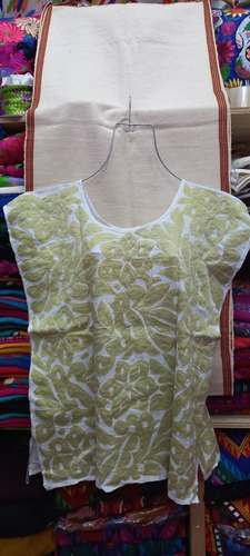 Blusa Bordada A Mano Oaxaqueña 