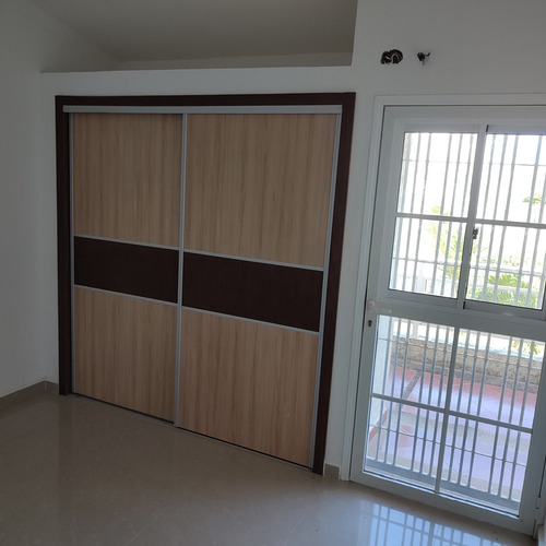 Imagen 7 de 18 de Se Alquila Fijo Townhouse Duplex Urbanizacion Brisas De San Miguel