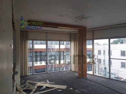 Imagen 9 de 23 de Renta De Piso Para Oficina Centro Tuxpan Veracruz. Excelente Espacios Para Oficinas En Avenida Principal Benito Juarez No. 39 Colonia Centro Del Municipio De Tuxpan Veracruz. En La Zona Comercial Del