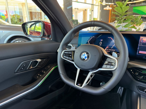 BMW Serie 3 3.0 330i Sedan Sport Line 252cv