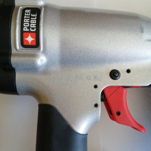 Clavadora Neumática Calibre 18 5/8-2'' Porter Cable Bn200c (Usado)
